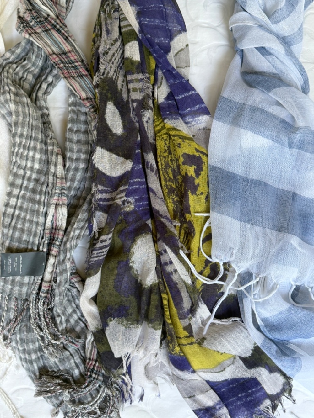 Women’s Lightweight Scarf Bundle - Picture 6 of 9